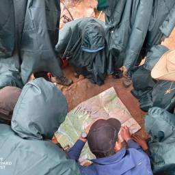 Learning how to navigate with a map